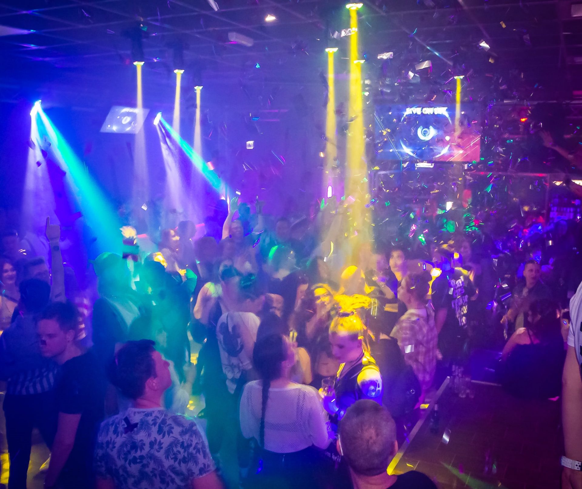 BUSCHE Club Jugendkulturkarte Berlin